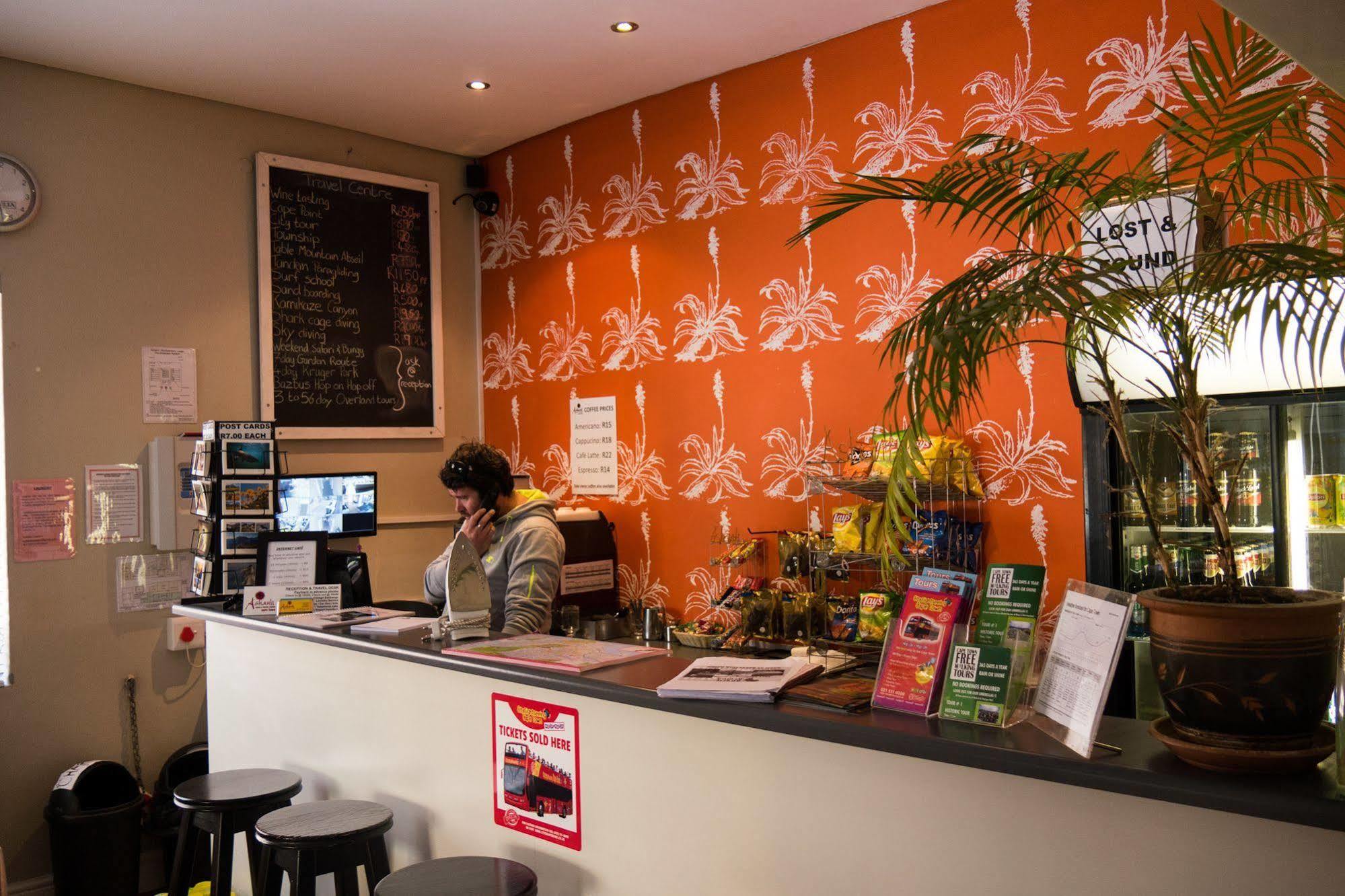 Ashanti Lodge Green Point ケープタウン エクステリア 写真