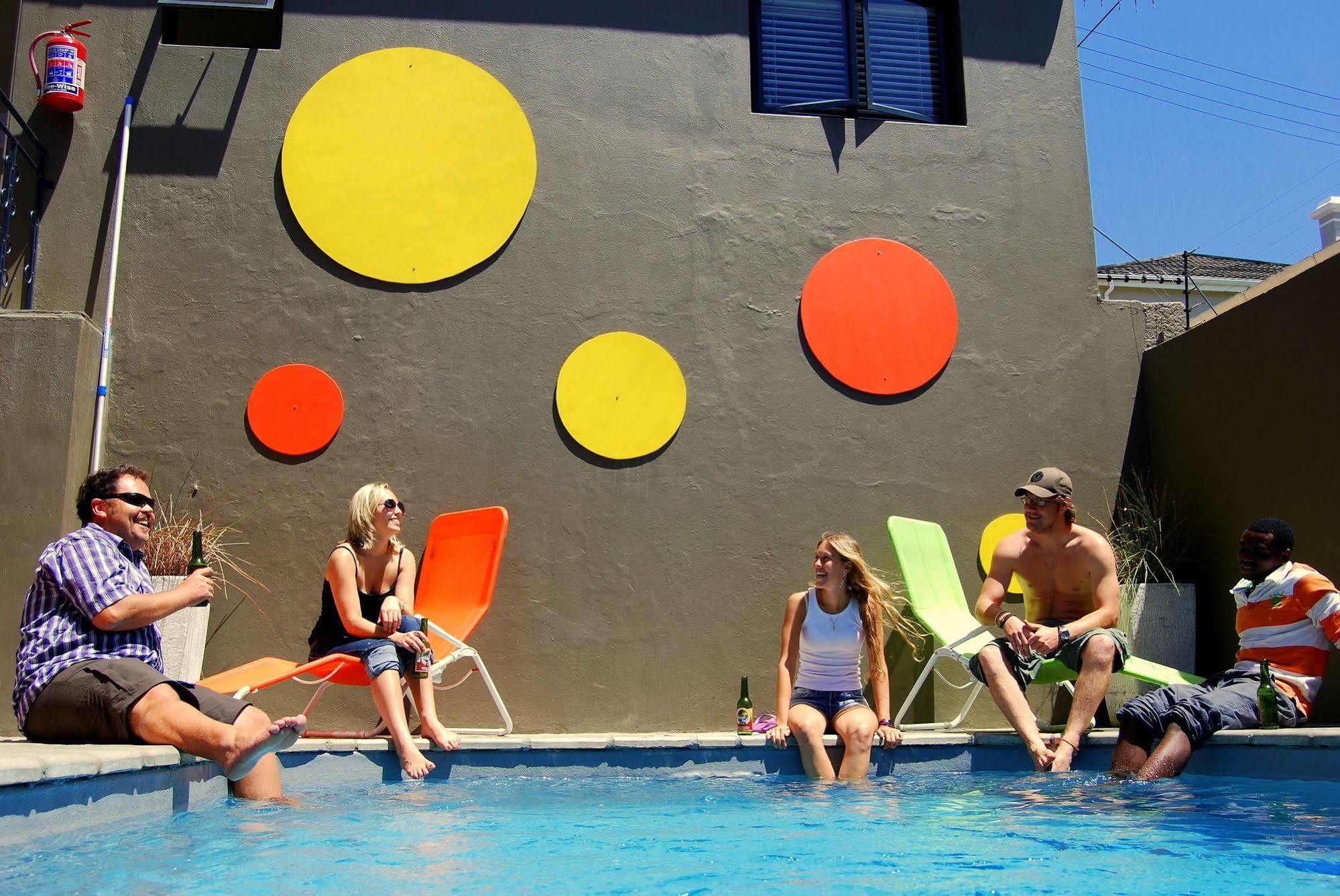 Ashanti Lodge Green Point ケープタウン エクステリア 写真