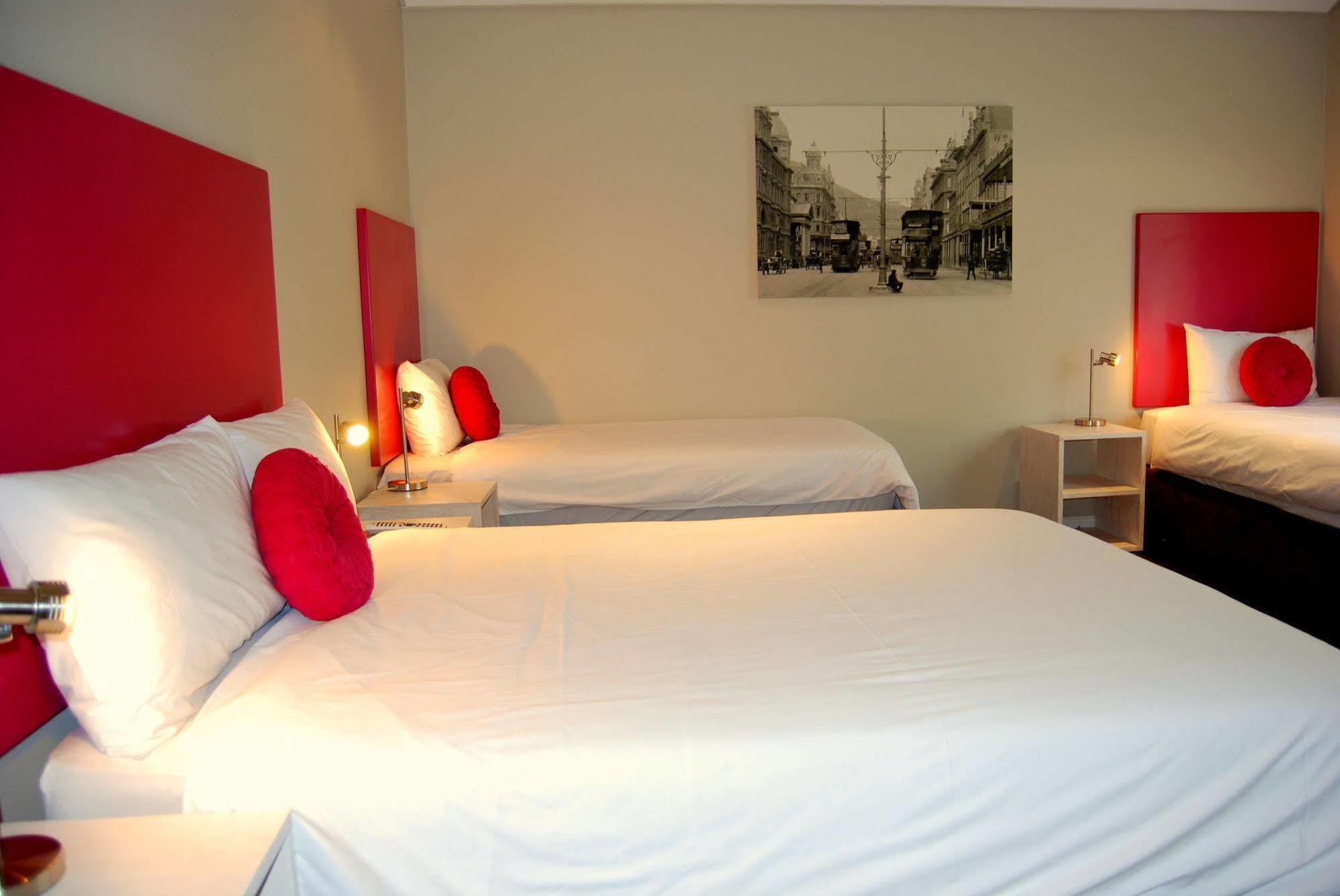 Ashanti Lodge Green Point ケープタウン エクステリア 写真